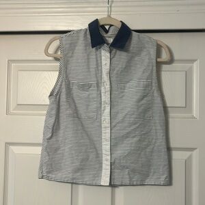 Sleeveless stripe top